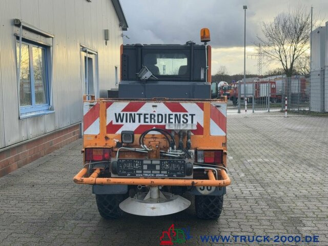 Multicar Tremo X56 Winterdienst Streuer + Besen NUR8568KM - سياره كنس شوارع: صورة 5 Multicar Tremo X56 Winterdienst Streuer + Besen NUR8568KM - سياره كنس شوارع: صورة 5