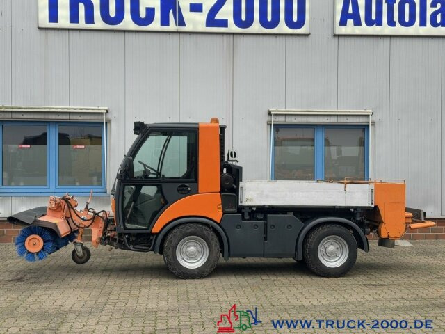Multicar Tremo X56 Winterdienst Streuer + Besen NUR9769KM - سياره كنس شوارع: صورة 2 Multicar Tremo X56 Winterdienst Streuer + Besen NUR9769KM - سياره كنس شوارع: صورة 2