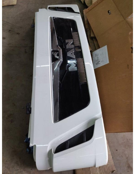 MAN Frontklep grille TGL Euro6 - غطاء السيارة: صورة 1 MAN Frontklep grille TGL Euro6 - غطاء السيارة: صورة 1