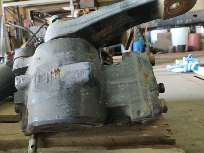 MAN Servo TGL 12.220 - دودة دركسون - شاحنة: صورة 4 MAN Servo TGL 12.220 - دودة دركسون - شاحنة: صورة 4