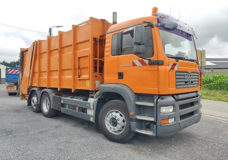MAN TGA 26.320 6x2 garbage truck ZOELLER - شاحنة قمامة: صورة 2 MAN TGA 26.320 6x2 garbage truck ZOELLER - شاحنة قمامة: صورة 2
