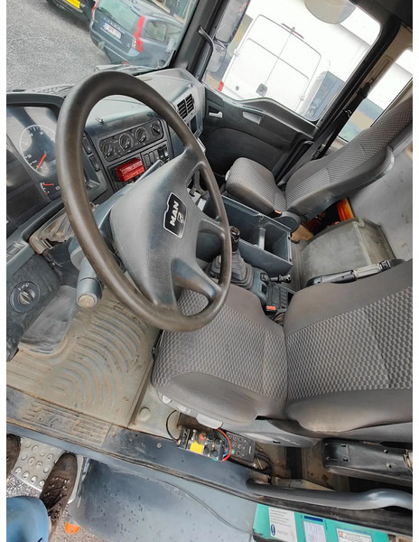 شاحنة برافعة خطافية MAN TGA 26.350 6x4 Container AJK Euronorm 3: صورة 12 شاحنة برافعة خطافية MAN TGA 26.350 6x4 Container AJK Euronorm 3: صورة 12