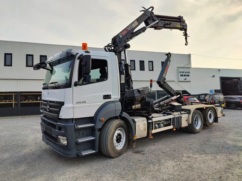 Mercedes-Benz Axor 2536 Euro5 container multilift crane HIAB 220 - شاحنة برافعة خطافية, شاحنة كرين: صورة 1 Mercedes-Benz Axor 2536 Euro5 container multilift crane HIAB 220 - شاحنة برافعة خطافية, شاحنة كرين: صورة 1