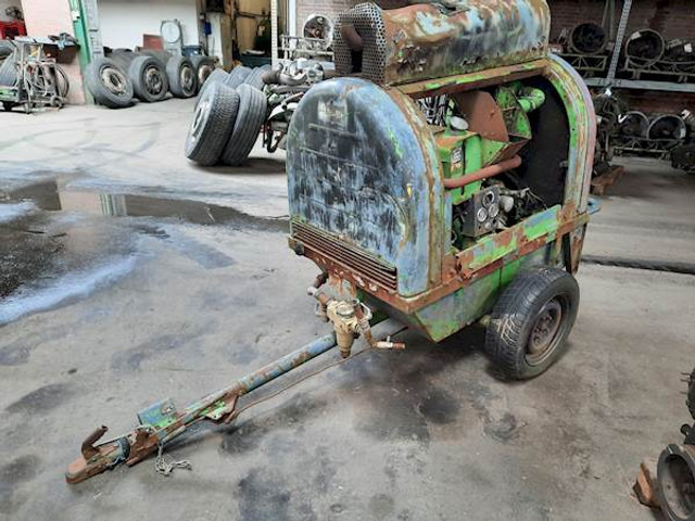 Deutz F2L912 - ضاغط هوائي: صورة 1 Deutz F2L912 - ضاغط هوائي: صورة 1