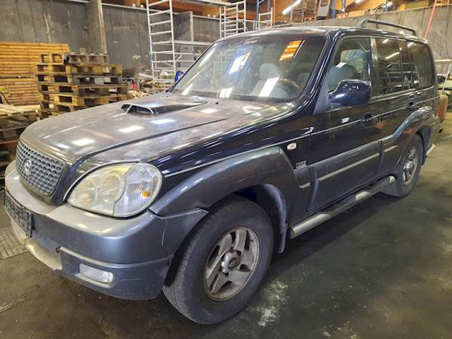 Hyundai TERRACAN - شاحنة: صورة 1 Hyundai TERRACAN - شاحنة: صورة 1