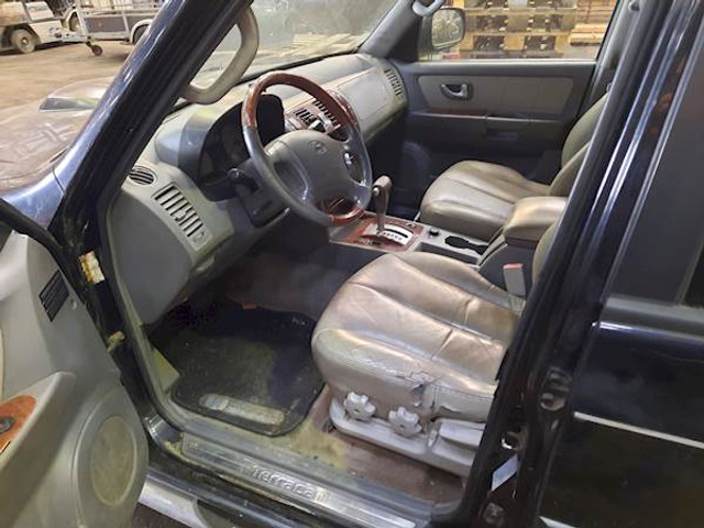 شاحنة Hyundai TERRACAN: صورة 8