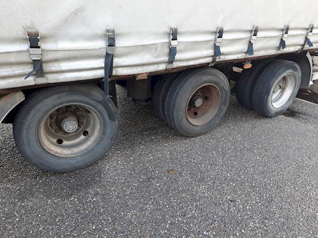 Kässbohrer MZ - نصف مقطورة بستائر جانبية: صورة 3 Kässbohrer MZ - نصف مقطورة بستائر جانبية: صورة 3