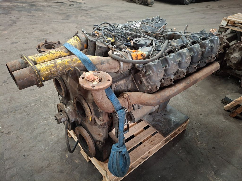 Mercedes-Benz OM424 - محرك: صورة 2 Mercedes-Benz OM424 - محرك: صورة 2