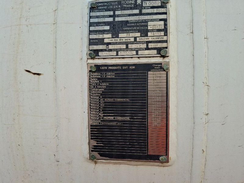 شاحنة صهريج Renault MIDLUM 220 GAS / LPG: صورة 16 شاحنة صهريج Renault MIDLUM 220 GAS / LPG: صورة 16