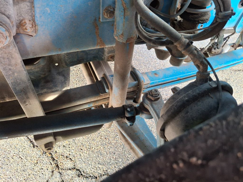 Renault MIDLUM 280DXI - شاحنة صهريج: صورة 2 Renault MIDLUM 280DXI - شاحنة صهريج: صورة 2