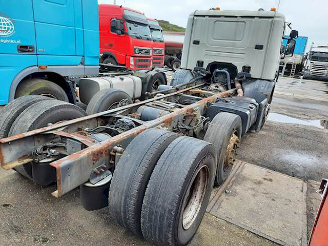 Scania P 94 DB 260 - شاحنة بهيكل معدني للمقصورة: صورة 4 Scania P 94 DB 260 - شاحنة بهيكل معدني للمقصورة: صورة 4