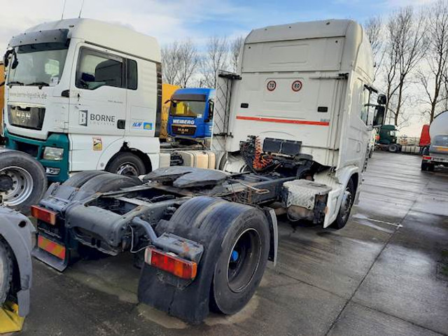 Scania R 124 LA 440 - مقطورة السحب: صورة 3 Scania R 124 LA 440 - مقطورة السحب: صورة 3
