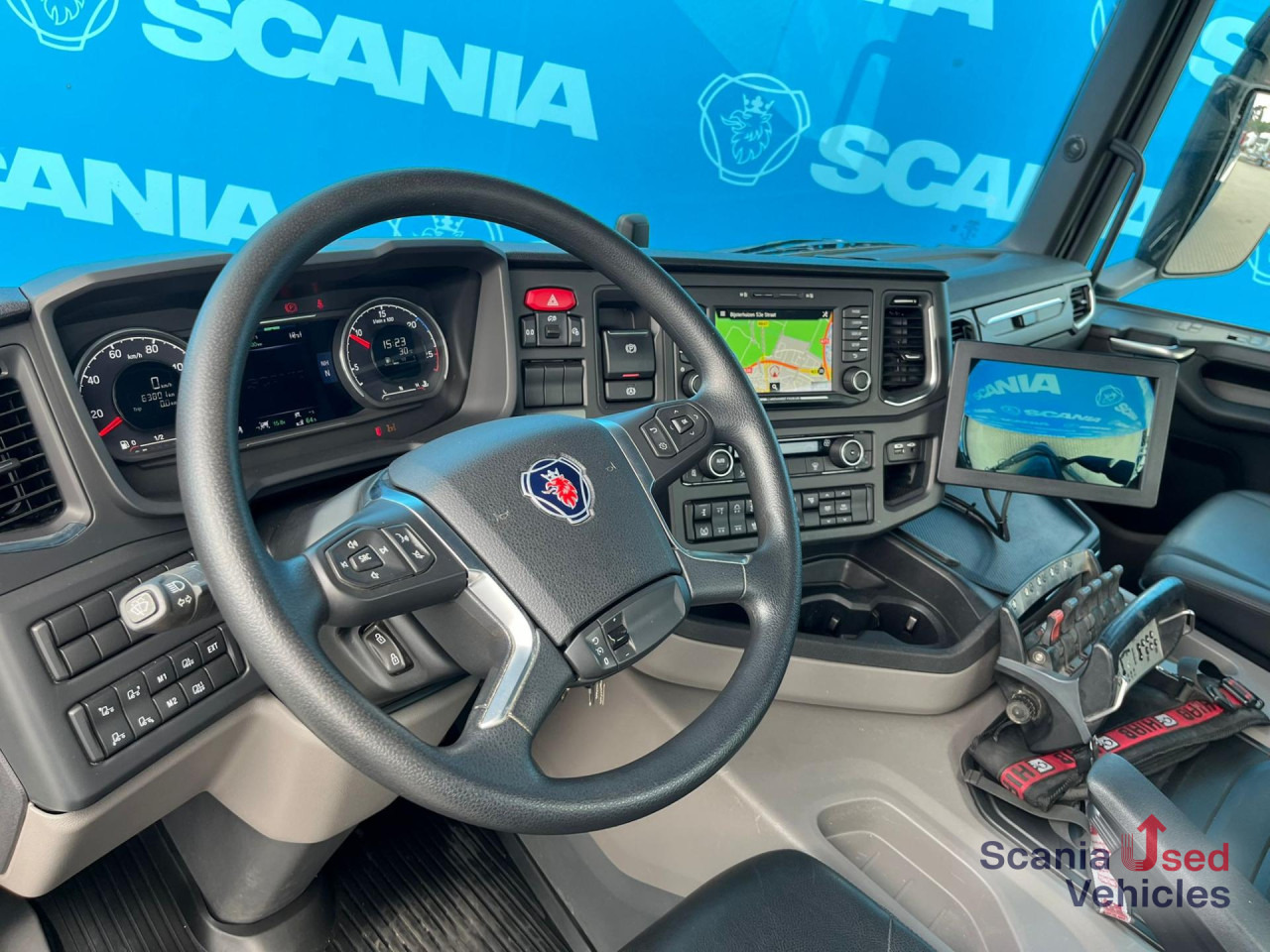 SCANIA G 450 B8x2*6NB DIFF-L HIAB X-HIPRO 262 EP-4 - شاحنات مسطحة: صورة 3 SCANIA G 450 B8x2*6NB DIFF-L HIAB X-HIPRO 262 EP-4 - شاحنات مسطحة: صورة 3