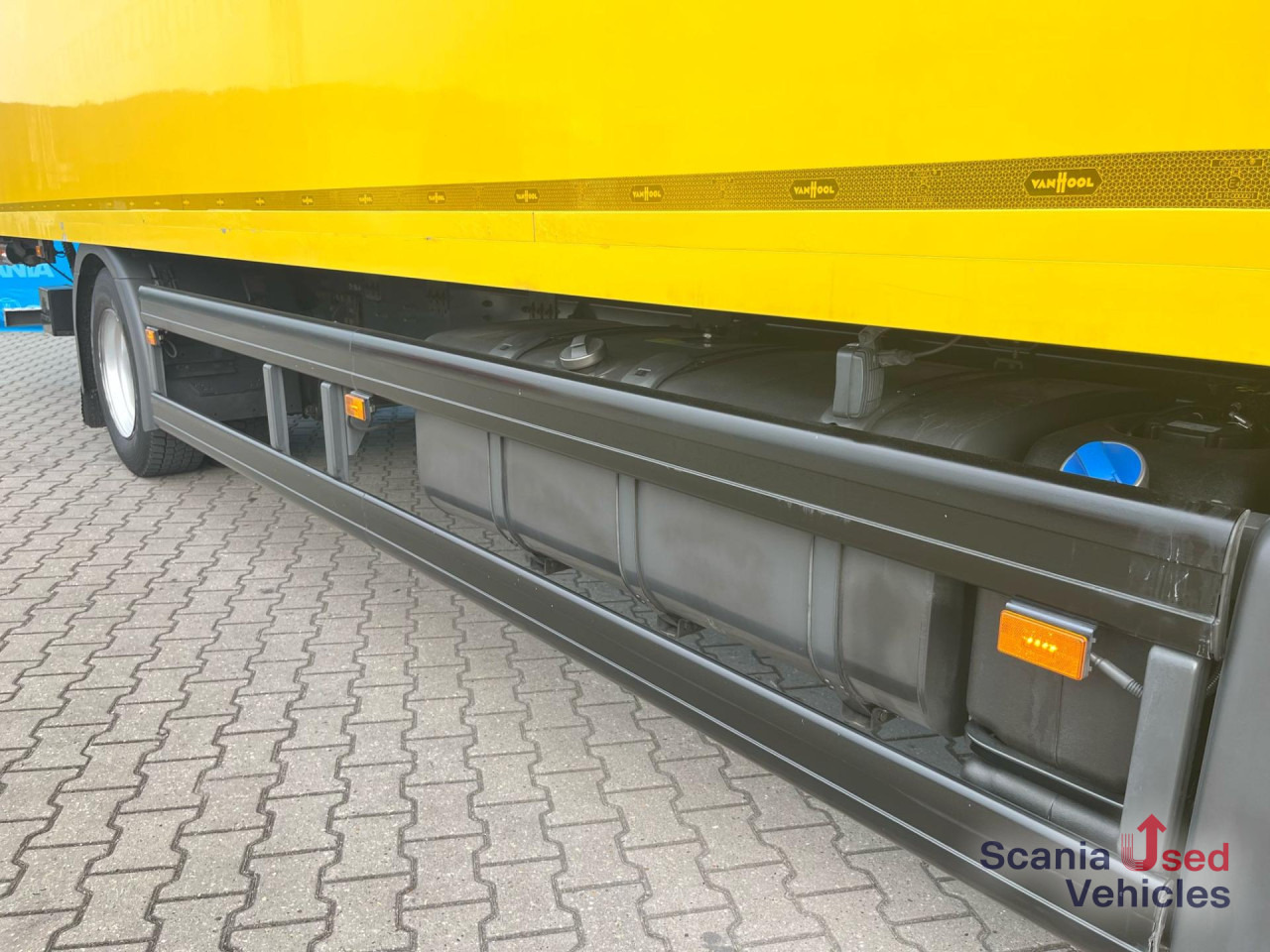SCANIA P 250 DB4x2MNA TAIL LIFT 1.5T AIRCO 855X249X227 - شاحنة صندوقية: صورة 2 SCANIA P 250 DB4x2MNA TAIL LIFT 1.5T AIRCO 855X249X227 - شاحنة صندوقية: صورة 2