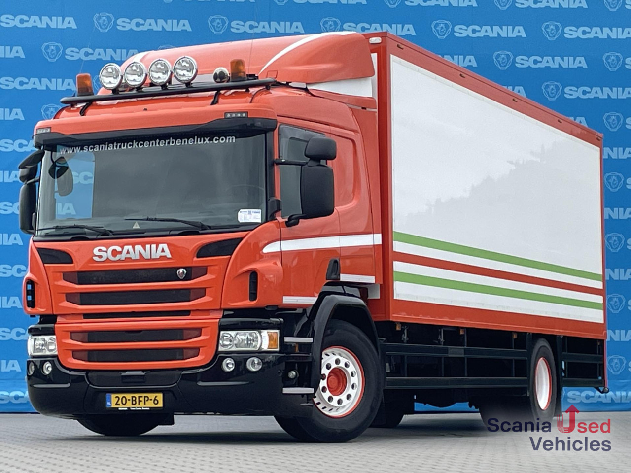 SCANIA P 370 LB4x2MNB RETARDER FULL AIR 705X245X235 - شاحنة صندوقية: صورة 1 SCANIA P 370 LB4x2MNB RETARDER FULL AIR 705X245X235 - شاحنة صندوقية: صورة 1