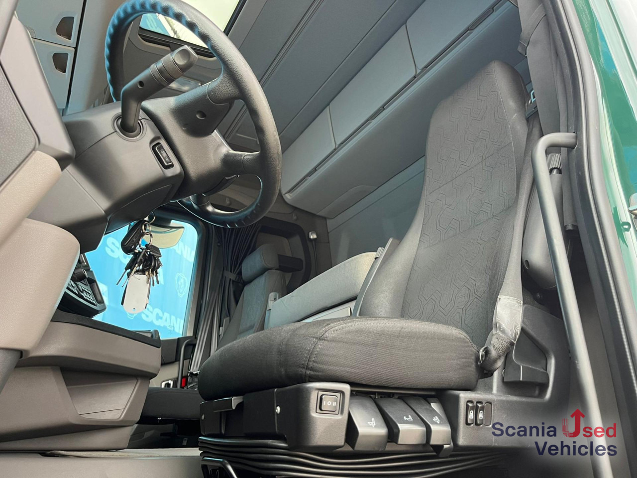SCANIA R 410 A4x2NA RETARDER ADR FL LED ACC - مقطورة السحب: صورة 2 SCANIA R 410 A4x2NA RETARDER ADR FL LED ACC - مقطورة السحب: صورة 2