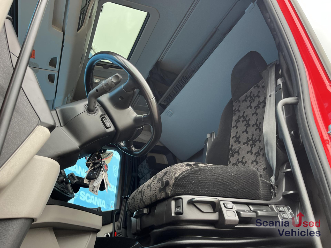 SCANIA R 410 A4x2NA RETARDER LED NAVI - رأس تريلا: صورة 2 SCANIA R 410 A4x2NA RETARDER LED NAVI - رأس تريلا: صورة 2