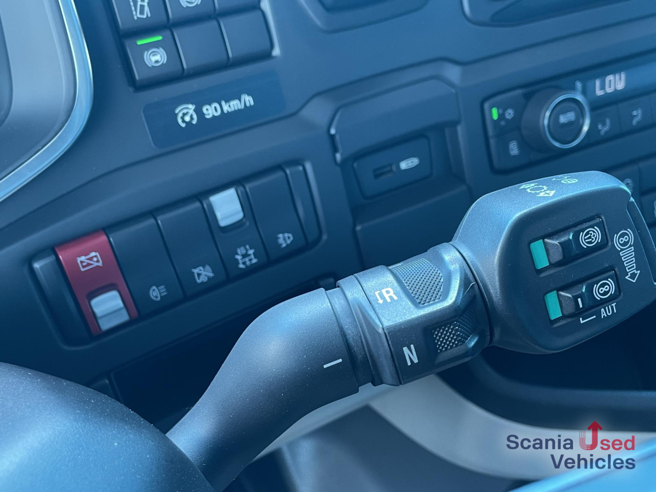SCANIA R 450 A6x2/4NA RETARDER PTO LED NAVI - مقطورة السحب: صورة 5 SCANIA R 450 A6x2/4NA RETARDER PTO LED NAVI - مقطورة السحب: صورة 5