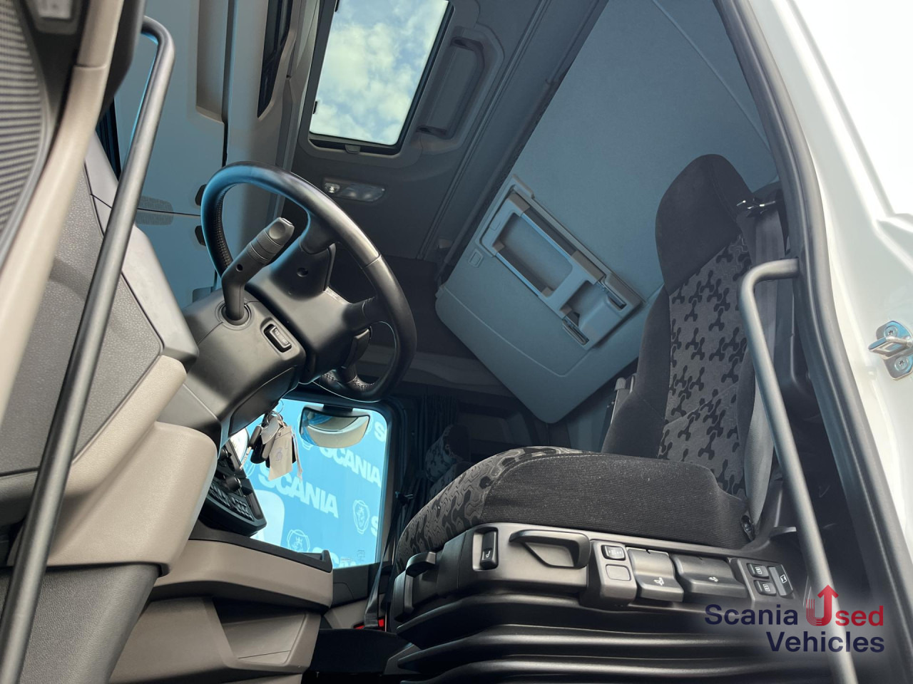 SCANIA S 500 A4x2NB RETARDER FULL AIR P-AIRCO 8T PTO ACC - رأس تريلا: صورة 4 SCANIA S 500 A4x2NB RETARDER FULL AIR P-AIRCO 8T PTO ACC - رأس تريلا: صورة 4