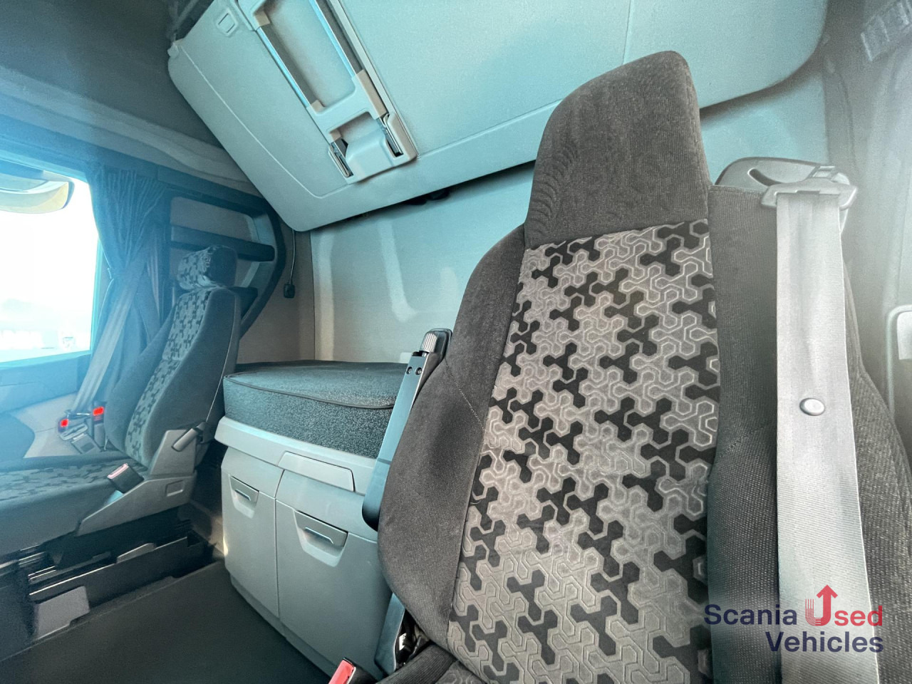 SCANIA S 500 A4x2NB RETARDER FULL AIR P-AIRCO PTO ACC - رأس تريلا: صورة 3 SCANIA S 500 A4x2NB RETARDER FULL AIR P-AIRCO PTO ACC - رأس تريلا: صورة 3