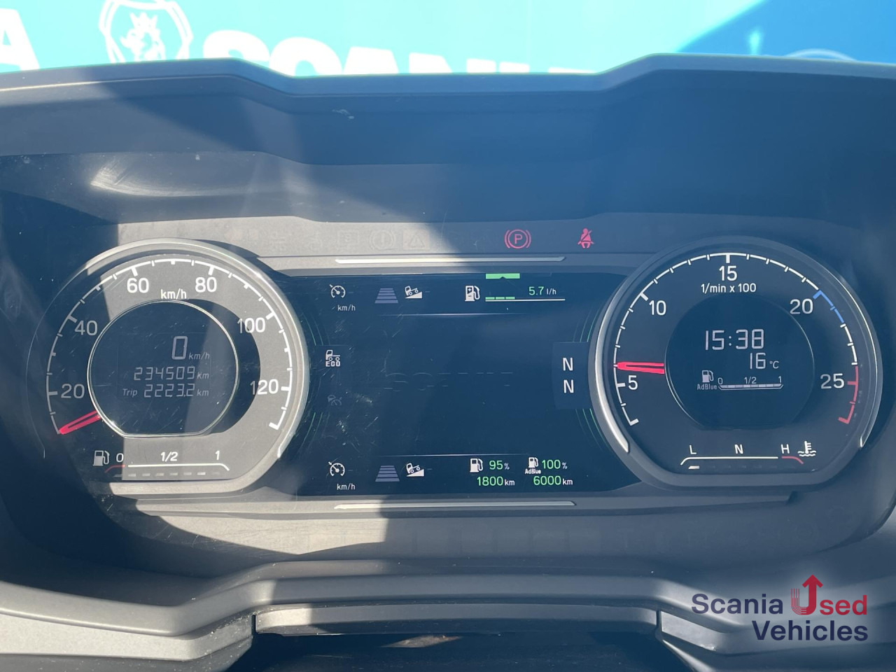 SCANIA S 500 A4x2NB RETARDER FULL AIR P-AIRCO PTO ACC - رأس تريلا: صورة 5 SCANIA S 500 A4x2NB RETARDER FULL AIR P-AIRCO PTO ACC - رأس تريلا: صورة 5