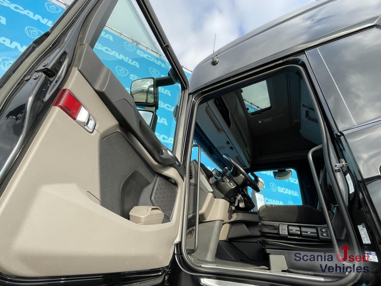 SCANIA S 530 A4x2NA DIFF-L RETARDER PARK AIRCO LED ACC - رأس تريلا: صورة 4 SCANIA S 530 A4x2NA DIFF-L RETARDER PARK AIRCO LED ACC - رأس تريلا: صورة 4