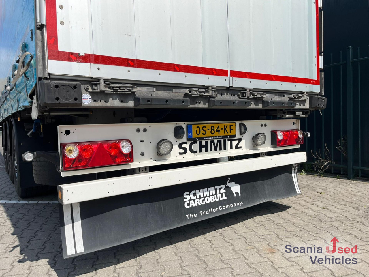 SCHMITZ SCHMITZ CURTAINSIDER EDSCHA TILT 2 LIFT AXLES - نصف مقطورة بستائر جانبية: صورة 4 SCHMITZ SCHMITZ CURTAINSIDER EDSCHA TILT 2 LIFT AXLES - نصف مقطورة بستائر جانبية: صورة 4