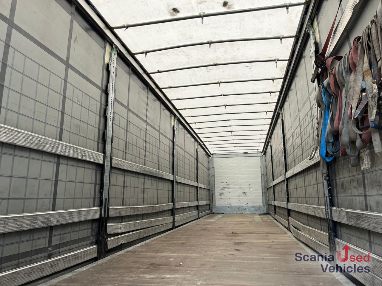 SCHMITZ SCHMITZ CURTAINSIDER EDSCHA TILT 2 LIFT AXLES - نصف مقطورة بستائر جانبية: صورة 3 SCHMITZ SCHMITZ CURTAINSIDER EDSCHA TILT 2 LIFT AXLES - نصف مقطورة بستائر جانبية: صورة 3