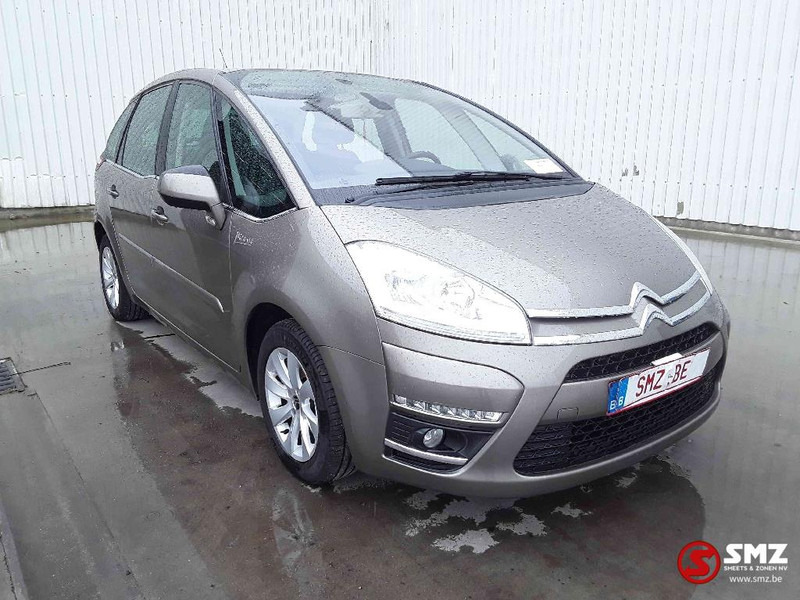 Citroën C 4 Piccasso - سيارة: صورة 1 Citroën C 4 Piccasso - سيارة: صورة 1