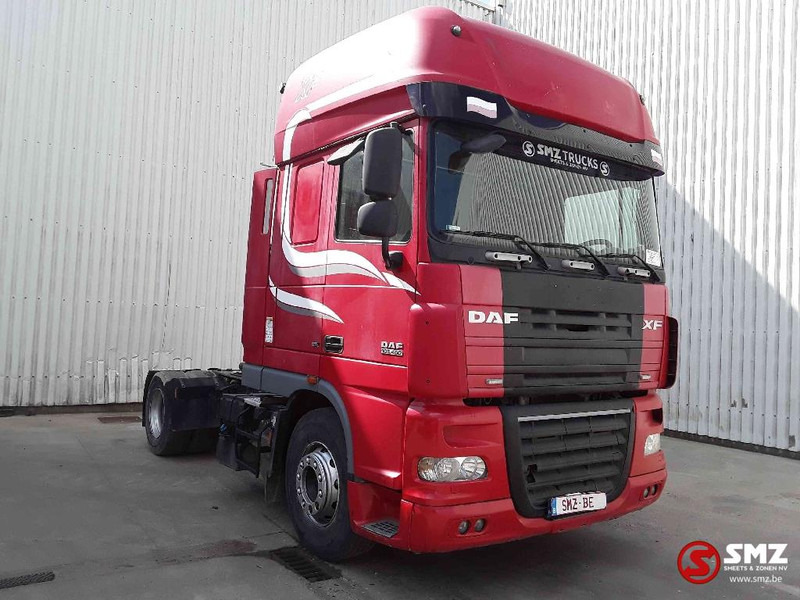 DAF 105 XF 460 manual gear - مقطورة السحب: صورة 1 DAF 105 XF 460 manual gear - مقطورة السحب: صورة 1