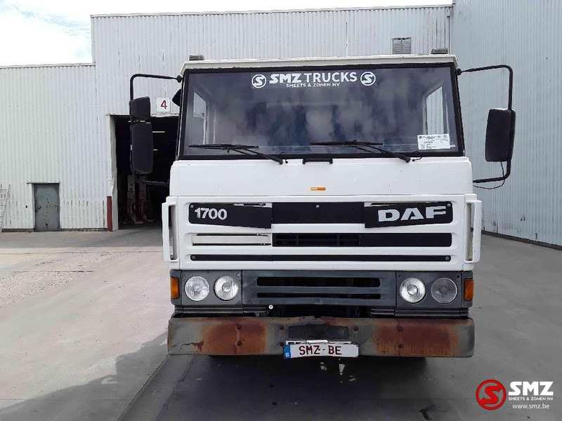 DAF 1700 - شاحنة سحب: صورة 2 DAF 1700 - شاحنة سحب: صورة 2