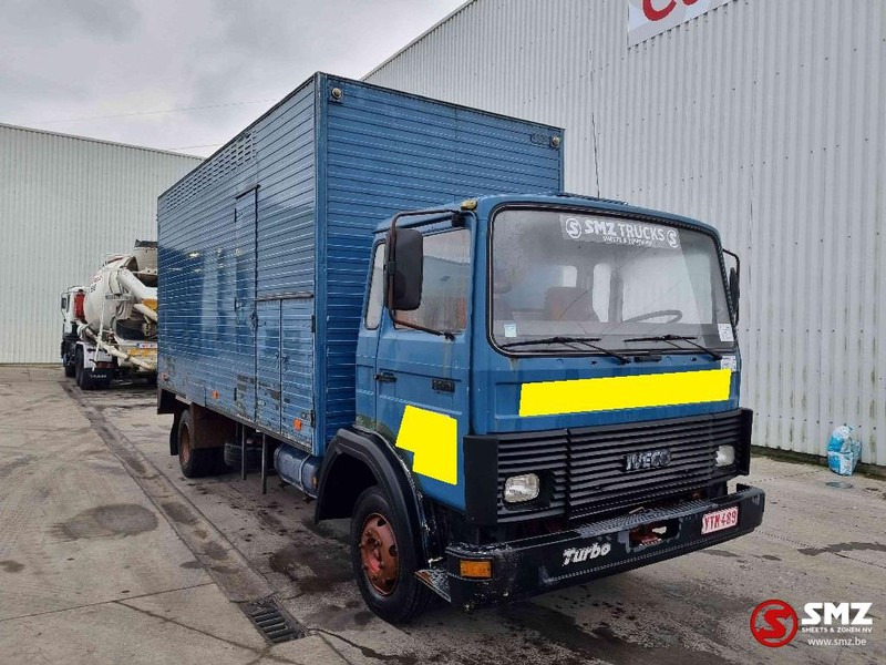 Iveco 90 - 13 horse/cheavaux AIRcooled - شاحنة نقل خيل: صورة 1 Iveco 90 - 13 horse/cheavaux AIRcooled - شاحنة نقل خيل: صورة 1