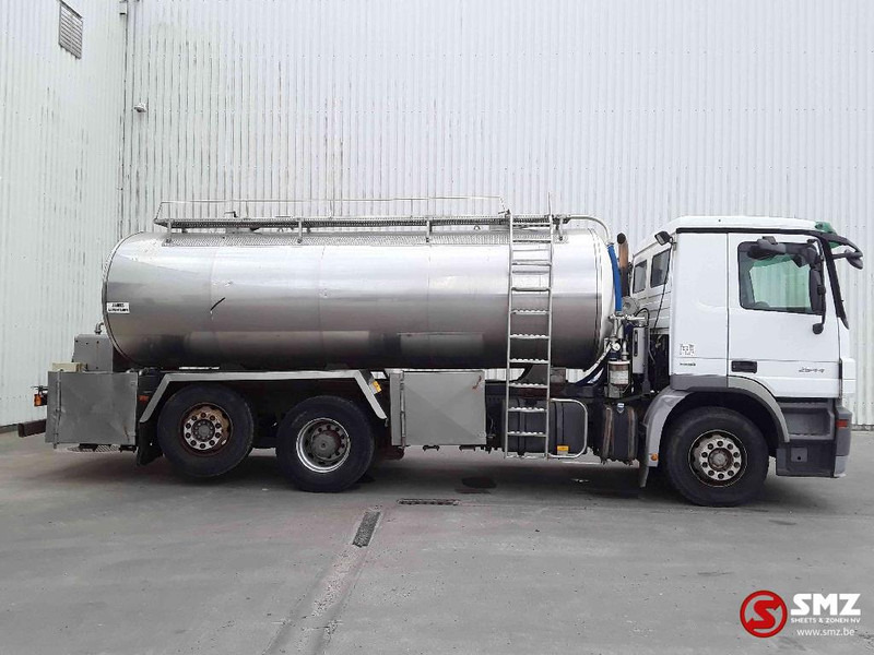 Mercedes-Benz Actros 2544 inox tank - 15.000 liter - retarder - شاحنة صهريج: صورة 4 Mercedes-Benz Actros 2544 inox tank - 15.000 liter - retarder - شاحنة صهريج: صورة 4