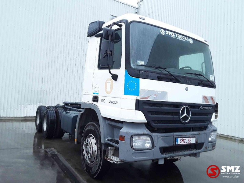 Mercedes-Benz Actros 2632 Eps lames -steel - مقطورة السحب: صورة 1 Mercedes-Benz Actros 2632 Eps lames -steel - مقطورة السحب: صورة 1