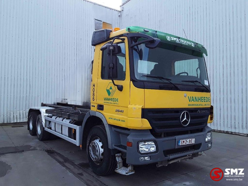 Mercedes-Benz Actros 2641 6x4 EPS lames - شاحنة بهيكل معدني للمقصورة: صورة 1 Mercedes-Benz Actros 2641 6x4 EPS lames - شاحنة بهيكل معدني للمقصورة: صورة 1