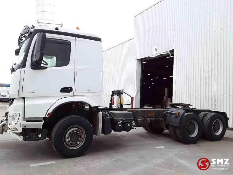 Mercedes-Benz Arocs 3351 lames steel - مقطورة السحب: صورة 5 Mercedes-Benz Arocs 3351 lames steel - مقطورة السحب: صورة 5