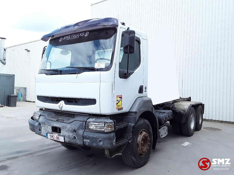 Renault Kerax 370 steel lames - شاحنة بهيكل معدني للمقصورة: صورة 3 Renault Kerax 370 steel lames - شاحنة بهيكل معدني للمقصورة: صورة 3