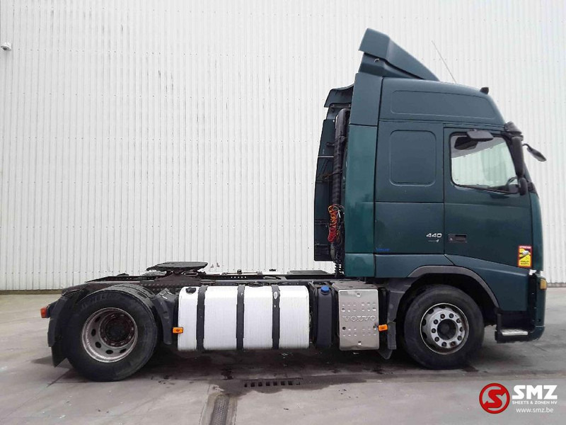 Volvo FH 440 - مقطورة السحب: صورة 4 Volvo FH 440 - مقطورة السحب: صورة 4