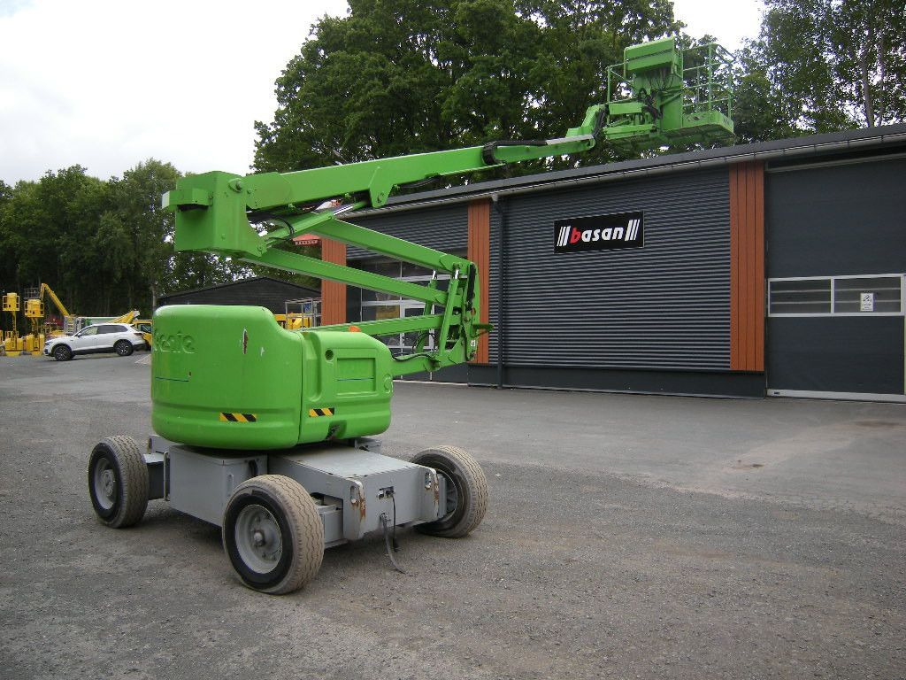 Genie Arbeitsbühne Genie Z 45/25 J, 15,8 m - منصة محمولة مثبتة على الشاحنة: صورة 1 Genie Arbeitsbühne Genie Z 45/25 J, 15,8 m - منصة محمولة مثبتة على الشاحنة: صورة 1