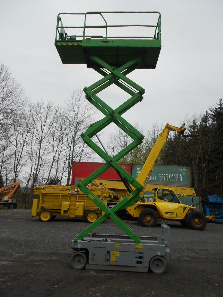 Genie GS 2646, Scherenarbeitsbühne Genie 9,9 m - منصة محمولة مثبتة على الشاحنة: صورة 5 Genie GS 2646, Scherenarbeitsbühne Genie 9,9 m - منصة محمولة مثبتة على الشاحنة: صورة 5