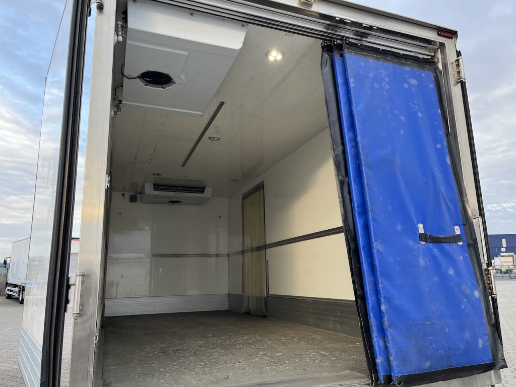 Iveco 70C18 Daily Kühlkoffer mit Ladebordwand Konvekta - شاحنة توصيل مغلقة: صورة 5 Iveco 70C18 Daily Kühlkoffer mit Ladebordwand Konvekta - شاحنة توصيل مغلقة: صورة 5