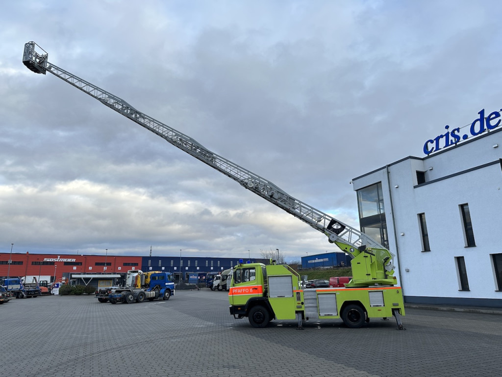 Mercedes-Benz 1224 4x2 Dreh Leiter 25 m Korb Feuerwehr - منصة محمولة مثبتة على الشاحنة: صورة 3 Mercedes-Benz 1224 4x2 Dreh Leiter 25 m Korb Feuerwehr - منصة محمولة مثبتة على الشاحنة: صورة 3