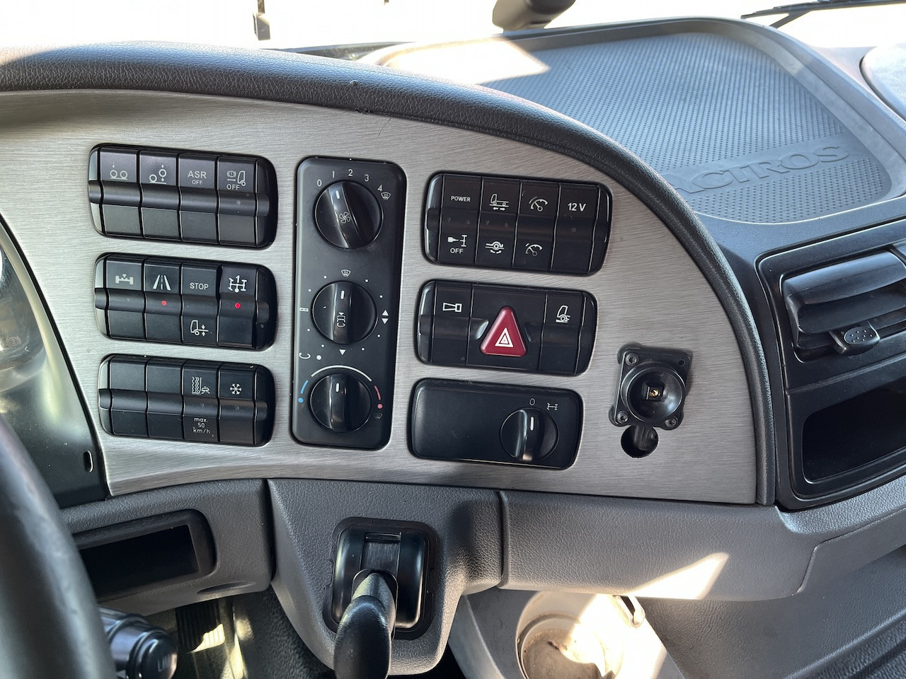 Mercedes-Benz 2541 6x2 Atlas 135.2E Pritsche 8,20 m Ausziehbar - شاحنة ذات ستائر جانبية, شاحنة كرين: صورة 3 Mercedes-Benz 2541 6x2 Atlas 135.2E Pritsche 8,20 m Ausziehbar - شاحنة ذات ستائر جانبية, شاحنة كرين: صورة 3