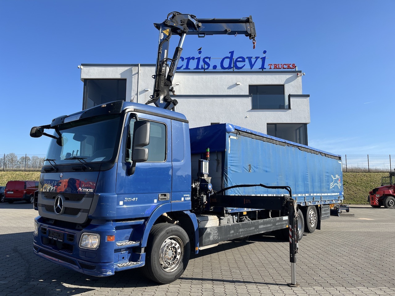 Mercedes-Benz 2541 6x2 Atlas 135.2E Pritsche 8,20 m Ausziehbar - شاحنة ذات ستائر جانبية, شاحنة كرين: صورة 1 Mercedes-Benz 2541 6x2 Atlas 135.2E Pritsche 8,20 m Ausziehbar - شاحنة ذات ستائر جانبية, شاحنة كرين: صورة 1