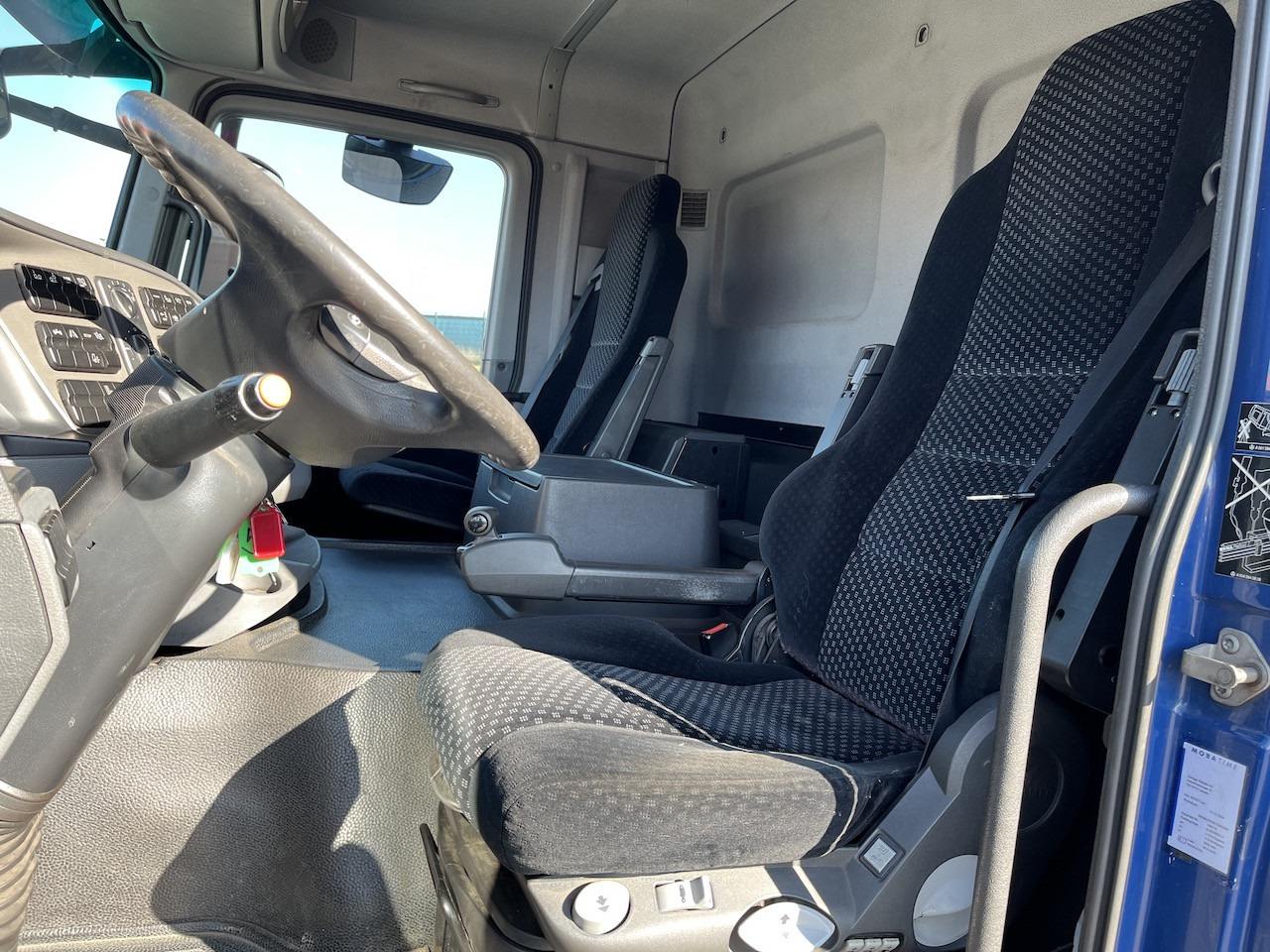 Mercedes-Benz 2541 6x2 Atlas 135.2E Pritsche 8,20 m - شاحنة ذات ستائر جانبية, شاحنة كرين: صورة 2 Mercedes-Benz 2541 6x2 Atlas 135.2E Pritsche 8,20 m - شاحنة ذات ستائر جانبية, شاحنة كرين: صورة 2