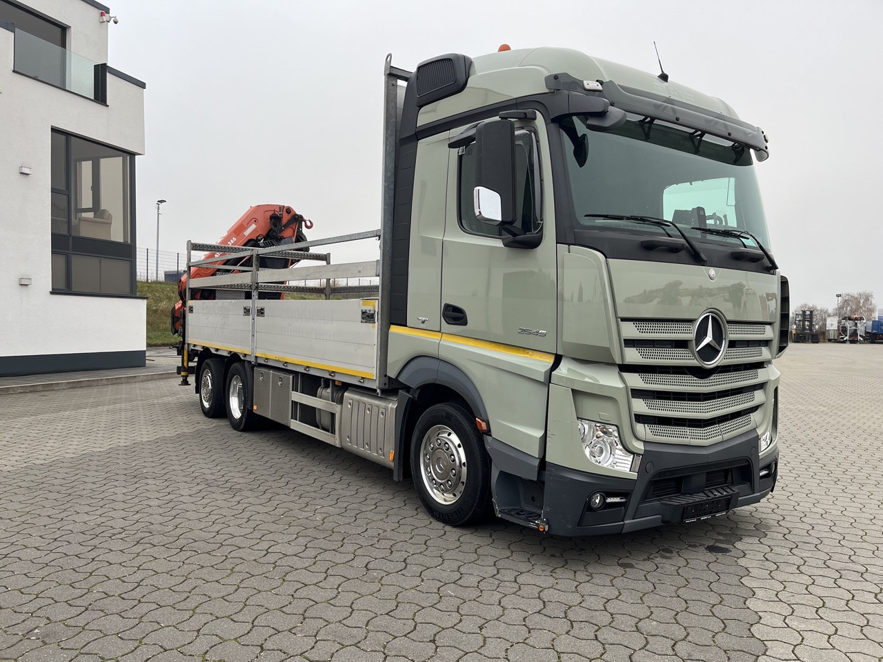 Mercedes-Benz Actros 2545 6x2 EFFER Atlas 265-A6 Lenk- Liftachse - شاحنات مسطحة, شاحنة كرين: صورة 2 Mercedes-Benz Actros 2545 6x2 EFFER Atlas 265-A6 Lenk- Liftachse - شاحنات مسطحة, شاحنة كرين: صورة 2