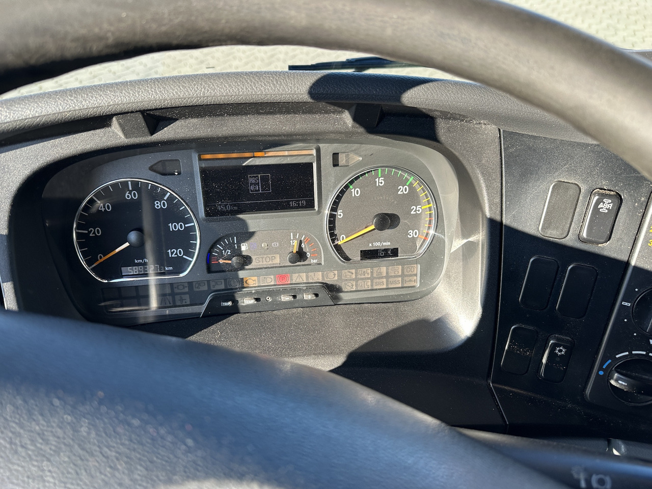 Mercedes-Benz Atego 1529 4x2 Atlas 57.3-A2 Kadaverkipper - شاحنة كرين, شاحنة قلاب: صورة 5 Mercedes-Benz Atego 1529 4x2 Atlas 57.3-A2 Kadaverkipper - شاحنة كرين, شاحنة قلاب: صورة 5