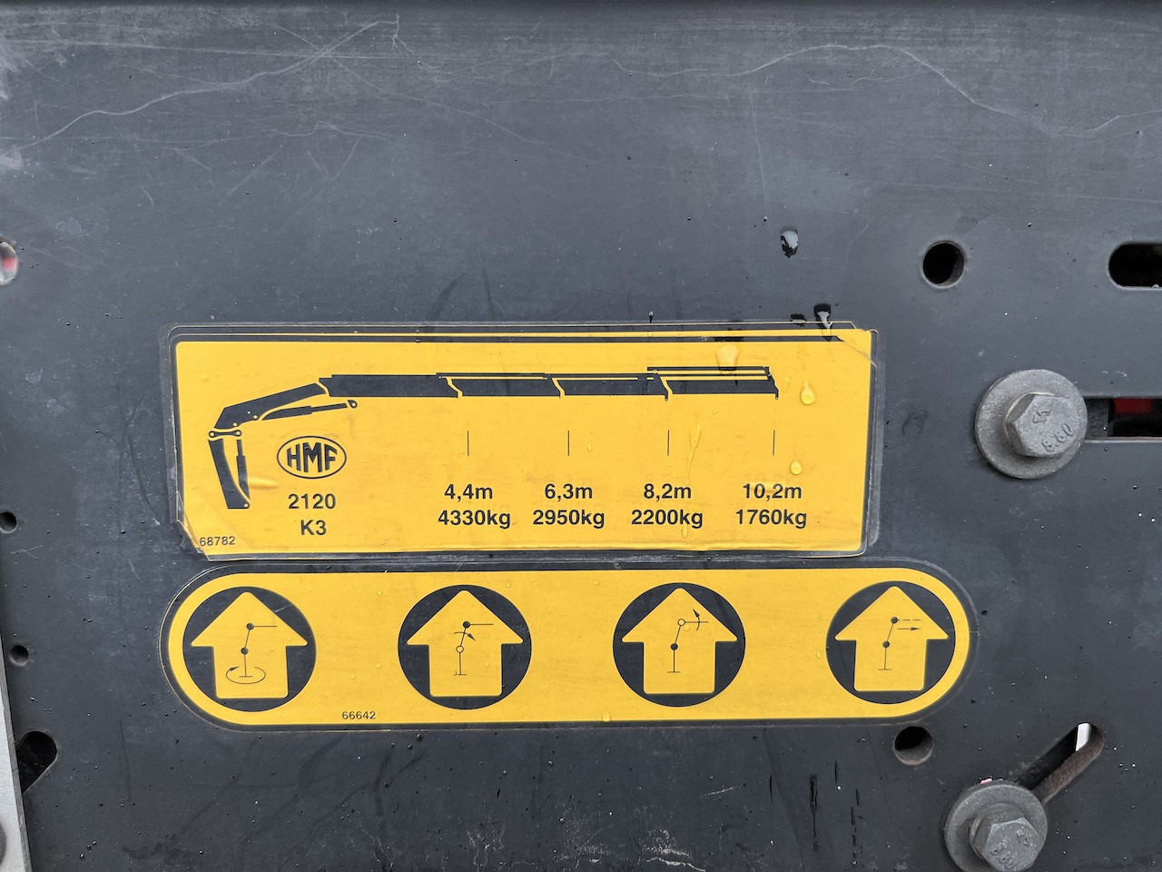 Meusburger MPS-3 Auflieger mit Kran HMF 1510 K-4 Lenkachse - نصف مقطورة مسطحة: صورة 3 Meusburger MPS-3 Auflieger mit Kran HMF 1510 K-4 Lenkachse - نصف مقطورة مسطحة: صورة 3