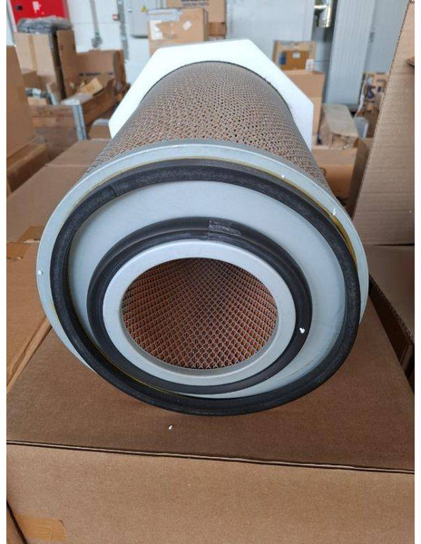 Komatsu 6125-81-7032 - محرك - آلات الإنشاء: صورة 1 Komatsu 6125-81-7032 - محرك - آلات الإنشاء: صورة 1