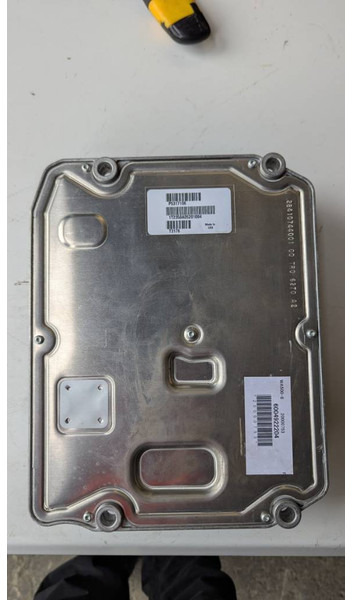 Komatsu CONTROLLER ASS' 600-492-2204 - النظام الكهربائي - آلات الإنشاء: صورة 2 Komatsu CONTROLLER ASS' 600-492-2204 - النظام الكهربائي - آلات الإنشاء: صورة 2